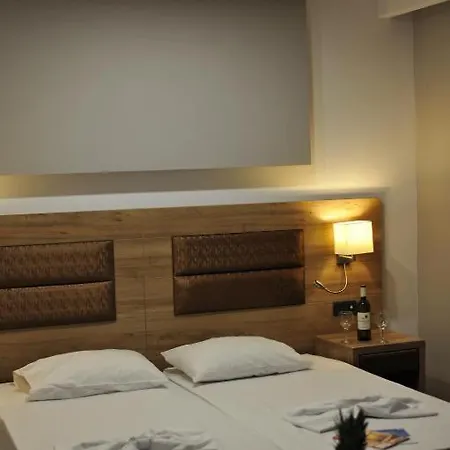 Porto Plazza Szálloda Herszonisszosz
